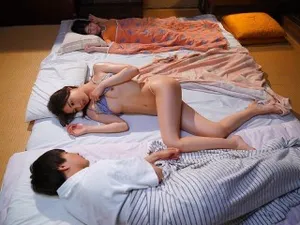 [91 Ông Trần] JK tiểu loli quá ngây thơ, cô ta tự nhận mình hiểu biết, một chiếc khăn trắng phủ lên người, một cái dương vật dài to thô bạo xuất ra, khiến cô ta hối hận khi làm công việc này...